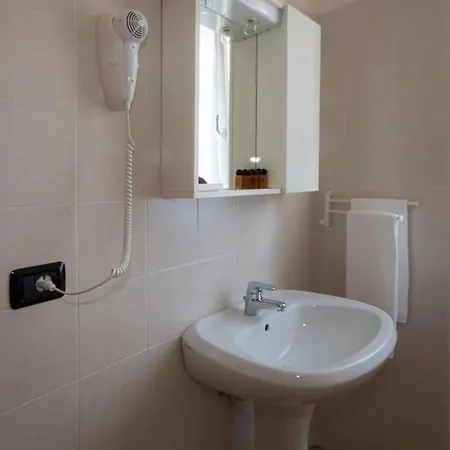 Mit Parkplatz Und In Der Naehe By Interhome Domaso