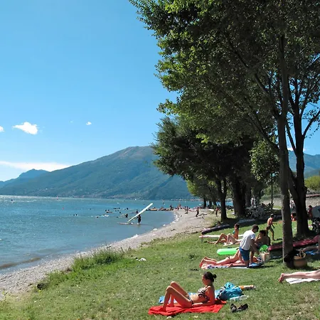 Mit Parkplatz Und In Der Naehe By Interhome