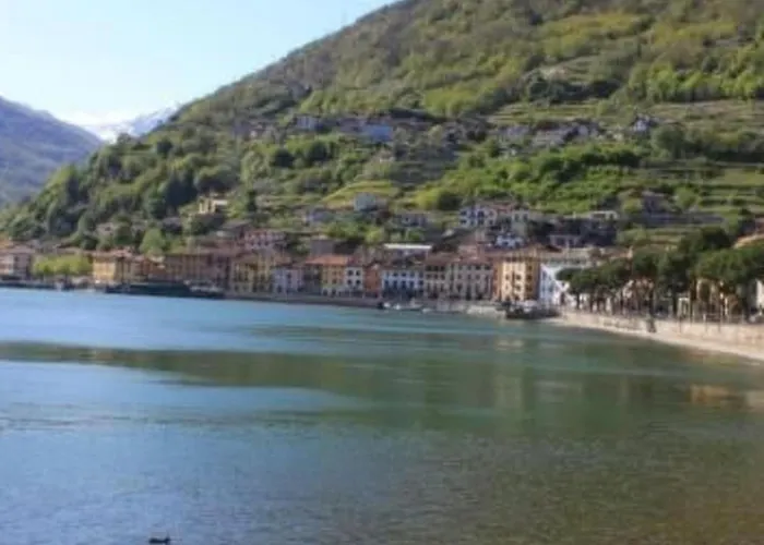 Mit Parkplatz Und In Der Naehe By Interhome *